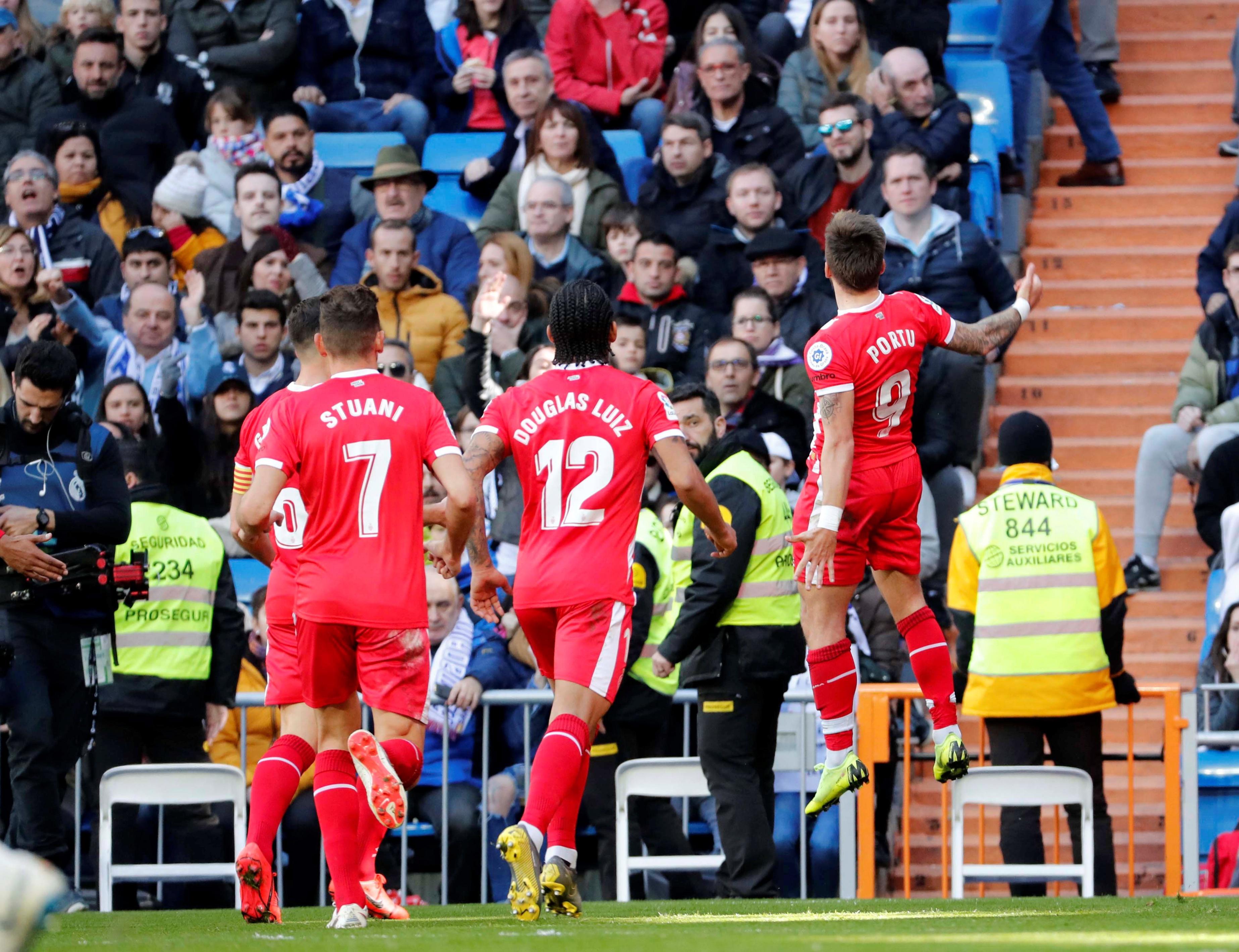 许多球员通 许多球员通